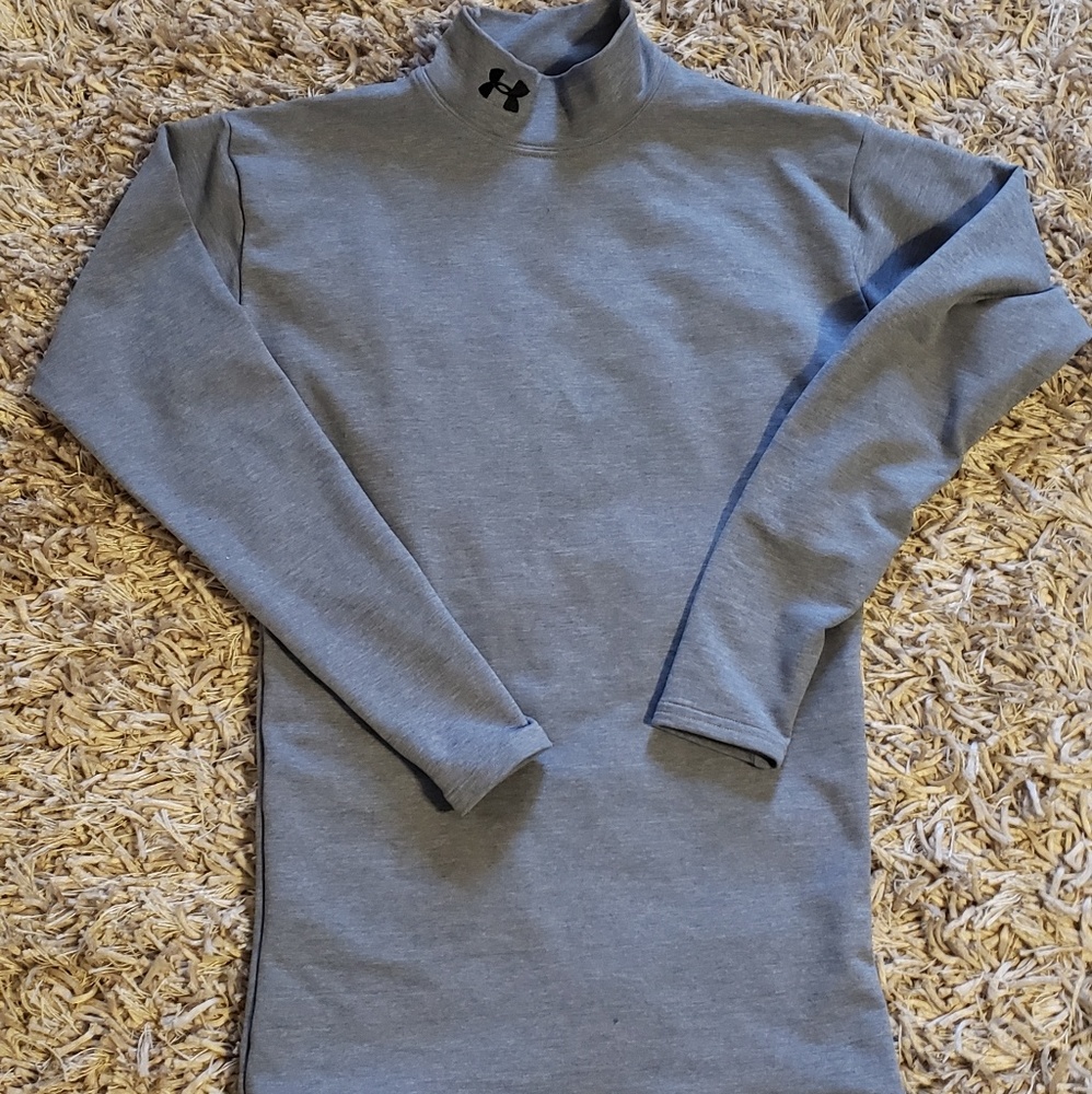 Under Armour cold gear shiry
